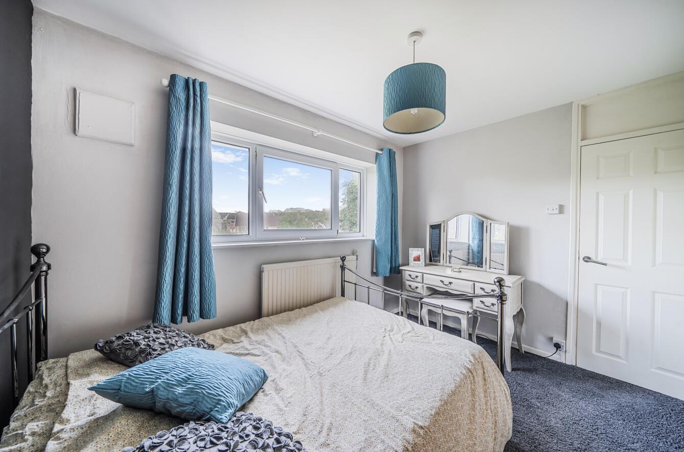 Solva Road, Clase, Swansea, SA6 7NT